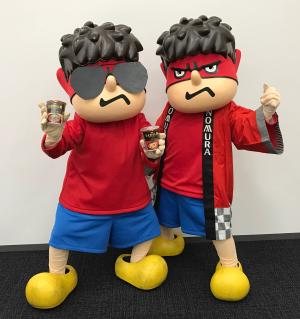 同時に2体登場した吉田くんの着ぐるみ