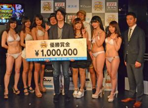 優勝者には賞金100万円