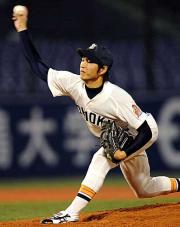 力投する東北福祉大先発の中根