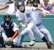 ５回裏常葉学園菊川２死二、三塁、酒井が中前に２点適時打を放つ