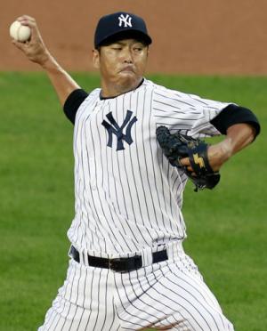 9回途中8安打4失点で10敗目を喫したヤンキース黒田(共同)