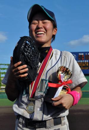 最優秀選手に選ばれた千葉マリンスターズの舛巴彩