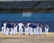 ナゴヤ球場での秋季練習を打ち上げた中日野手陣(撮影・福岡吉央)