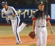 荒木に左越え２点適時打を浴びる成瀬（撮影・為田聡史）