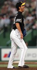 新垣日本新１試合５暴投、自らの記録更新 - 野球ニュース