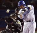 村田逆転弾！単独トップ45号で虎の夢砕く - 野球ニュース