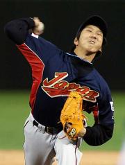 ０６年ＷＢＣ練習試合レンジャーズ戦で力投する藤川球児