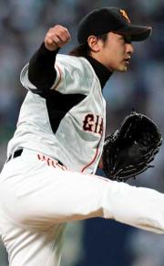 ３番手で登板した越智（撮影・宇治久裕）