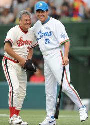 【西武対オリックス】 田淵氏(右)と今井氏(撮影・たえ見朱実)