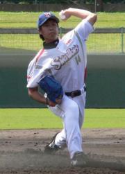 ４回を３安打１失点だった中沢