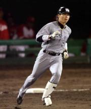 【広島－阪神】７回、２ランを放った新井（撮影・上田博志）