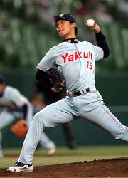 【西武-ヤクルト】ヤクルト先発の村中(撮影・中村誠慈)