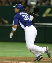 【巨人－中日】森野が先制の２ランを放つ（撮影・清水貴仁）