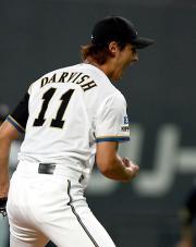 【日本ハム-巨人】マウンドで気合が入るダルビッシュ(撮影・黒川智章)