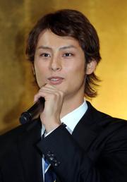 パ・リーグMVPを受賞し会見するダルビッシュ(撮影・小沢裕)