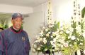 清原１軍復帰に祝福の花、花…