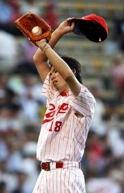広島対中日 3回制球が定まらず降板した前田健太(撮影・築山幸雄)