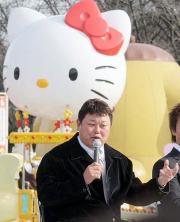 トークショーで観客を笑わせる西武大久保２軍コーチ（撮影・沢野健太）