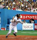 阪神大敗に光…桧山が意地のタイムリー