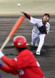 楽天先発の永井怜は5回2失点と好投した(撮影・宮崎幸一)