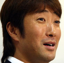 薮田はメジャーか残留かの明言は避けたが明るい表情も見せた（撮影・浅見桂子）