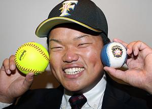 日本ハムに指名された早大ソフトボール部の大嶋（撮影・神戸崇利）