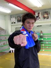 日本スーパーフライ級王者河野が亀田家三男和毅のスパーリング相手に立候補