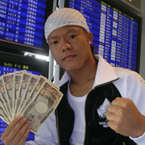 亀田和毅が内藤のスパー相手に立候補。倒せなかったら１０万円出すと宣言
