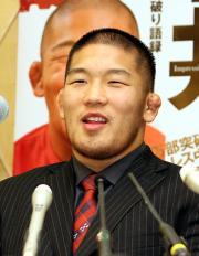 総合格闘技への転向を正式表明した石井（撮影・宮崎幸一）