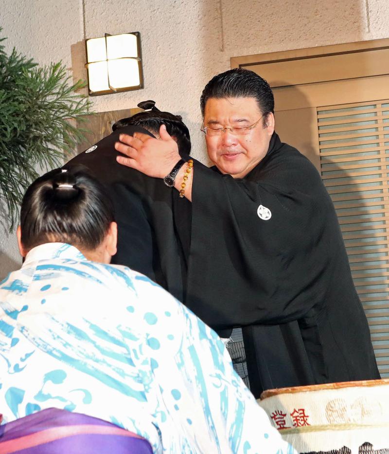 www.nikkansports.com/battle/sumo/news/img/s-sato2016092519sumo-ogp_0.jpg