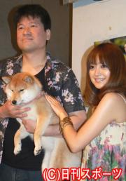 舞台あいさつを行った佐藤二朗と安達祐実（撮影・小林千穂）