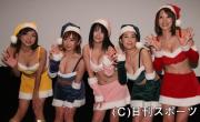 「爆乳戦隊パイレンジャー」の５人（撮影・中島郁夫）
