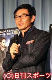 イベントで恋愛指南をする石田純一