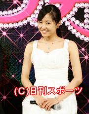 試写会で笑顔を見せる井上真央(撮影・鹿野芳博)