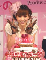 33歳の誕生日を迎えたほしのあき(撮影・今西孝江)