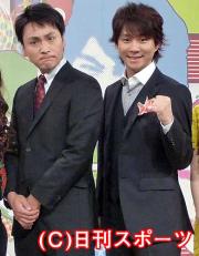 公開収録を終えた、左からアンジャッシュの児嶋一哉、渡部建