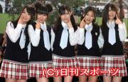 左から平嶋夏海、多田愛佳、渡辺麻友、仲川遥香、菊地あやか