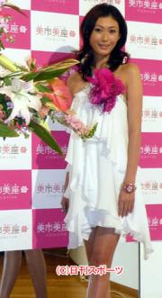 「美市美座」発表会に参加した田丸麻紀(撮影・石井康夫)
