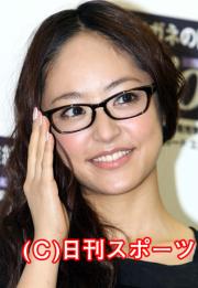 メガネベストドレッサー賞の井上真央（撮影・神戸崇利）