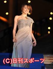 クリスマスイルミネーション点灯式に臨む米倉涼子（撮影・下田雄一）
