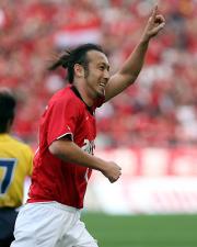 先制ゴールを決めた浦和ＭＦ闘莉王（撮影・たえ見朱実）
