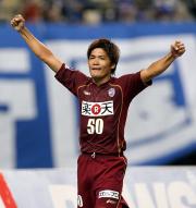 【大分－神戸】先制ゴールを決めた神戸ＦＷ大久保（撮影・藤尾明華）