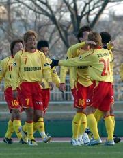 【北九州－東京Ｖ】リーグ戦初勝利の北九州イレブン（撮影・菊川光一）