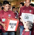 神戸大久保ら三宮で四川大地震募金活動 - サッカーニュース