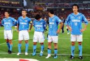 名古屋と引き分け、がっくりするＦＷ前田（右）ら磐田イレブン