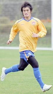 風邪から復帰し、元気なプレーをみせる渡辺