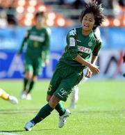 1月1日、全日本女子選手権でゴールを決める岩渕