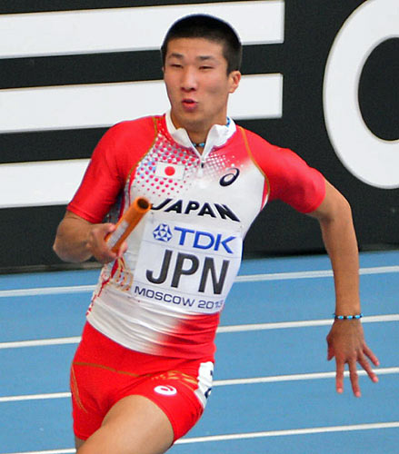 男子４００メートルリレー予選　１走桐生祥秀が好走を見せ予選通過する（撮影・清水貴仁）