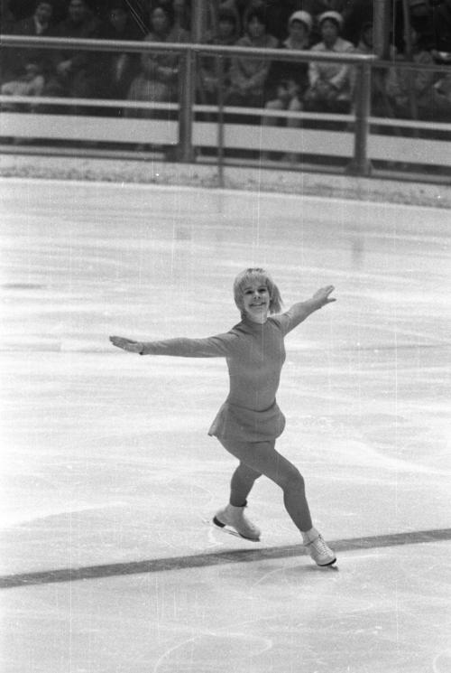 72年2月、札幌五輪フィギュアスケート女子で銅メダルのジャネット・リン