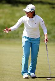 通算3アンダーで10位をキープした宮里藍(AP=共同)